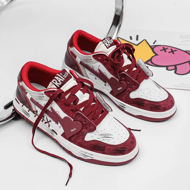 Kobiety buty mężczyźni Retro brudne Hip Pop Punk Y2K buty deskorolkowe czerwone modne trampki para studentów Outdoor Sports obuwie
