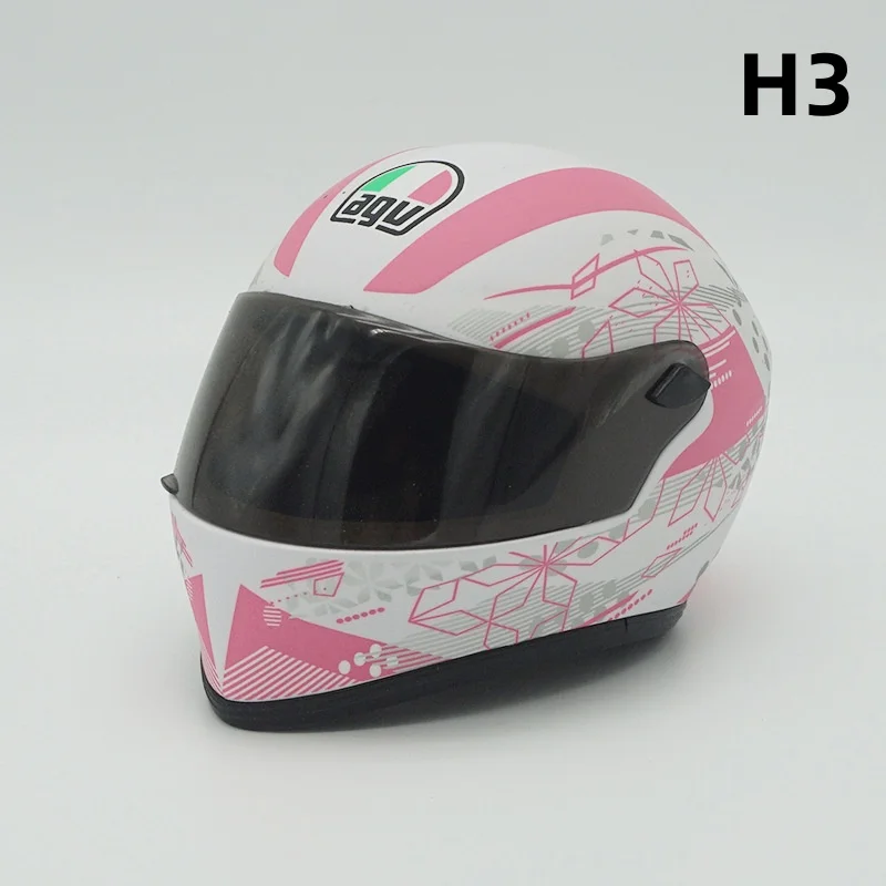 30cm bear helmet figure, rally bear motorcycle motorcycle trunk rear seat small helmet model decoration, super cool accessory