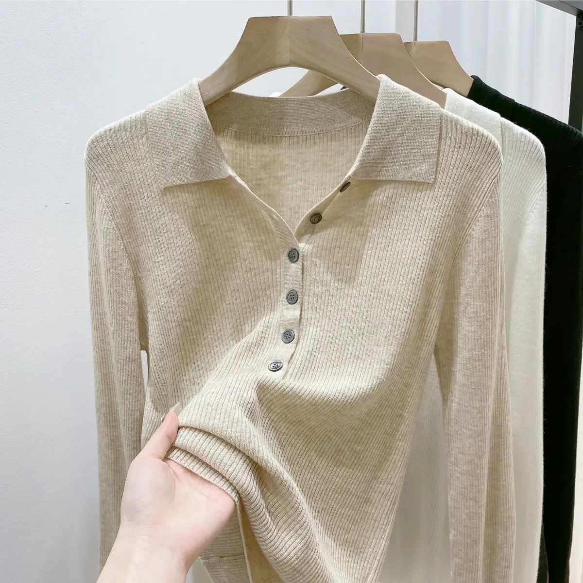 Autumn New Simplicity Solid Color Turn-down Collar Long Sleeve Pullovers Female Fashion Buttons Knitting Elasticity Sweater Tops