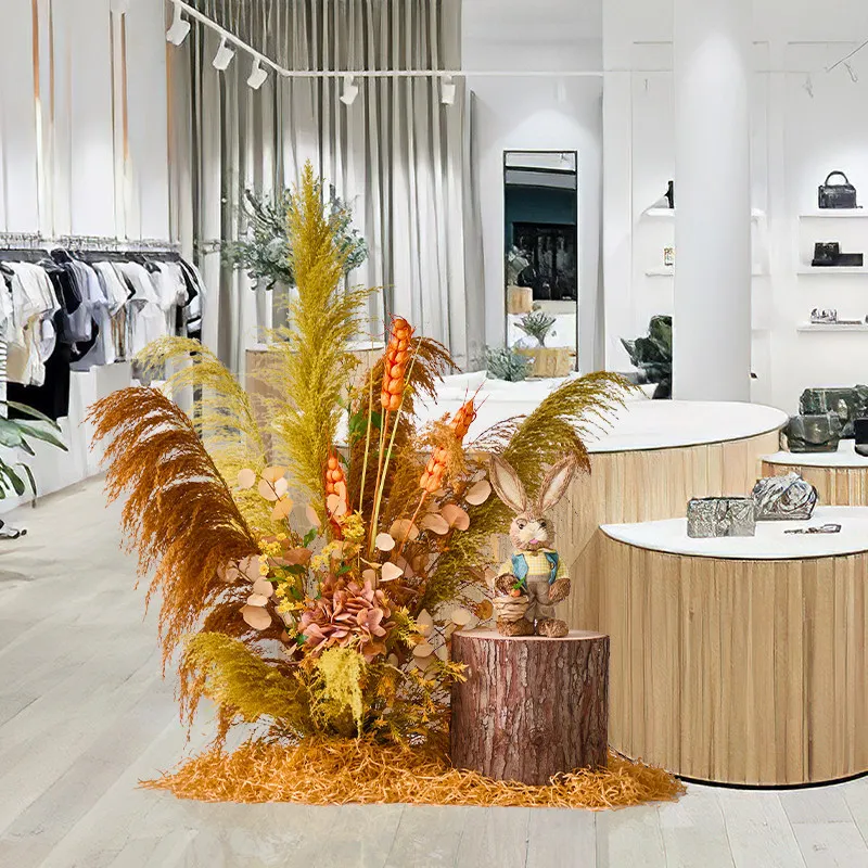 Advanced simulation reed landscaping Internet celebrity clothing store window layout autumn fake green plant floor ornament