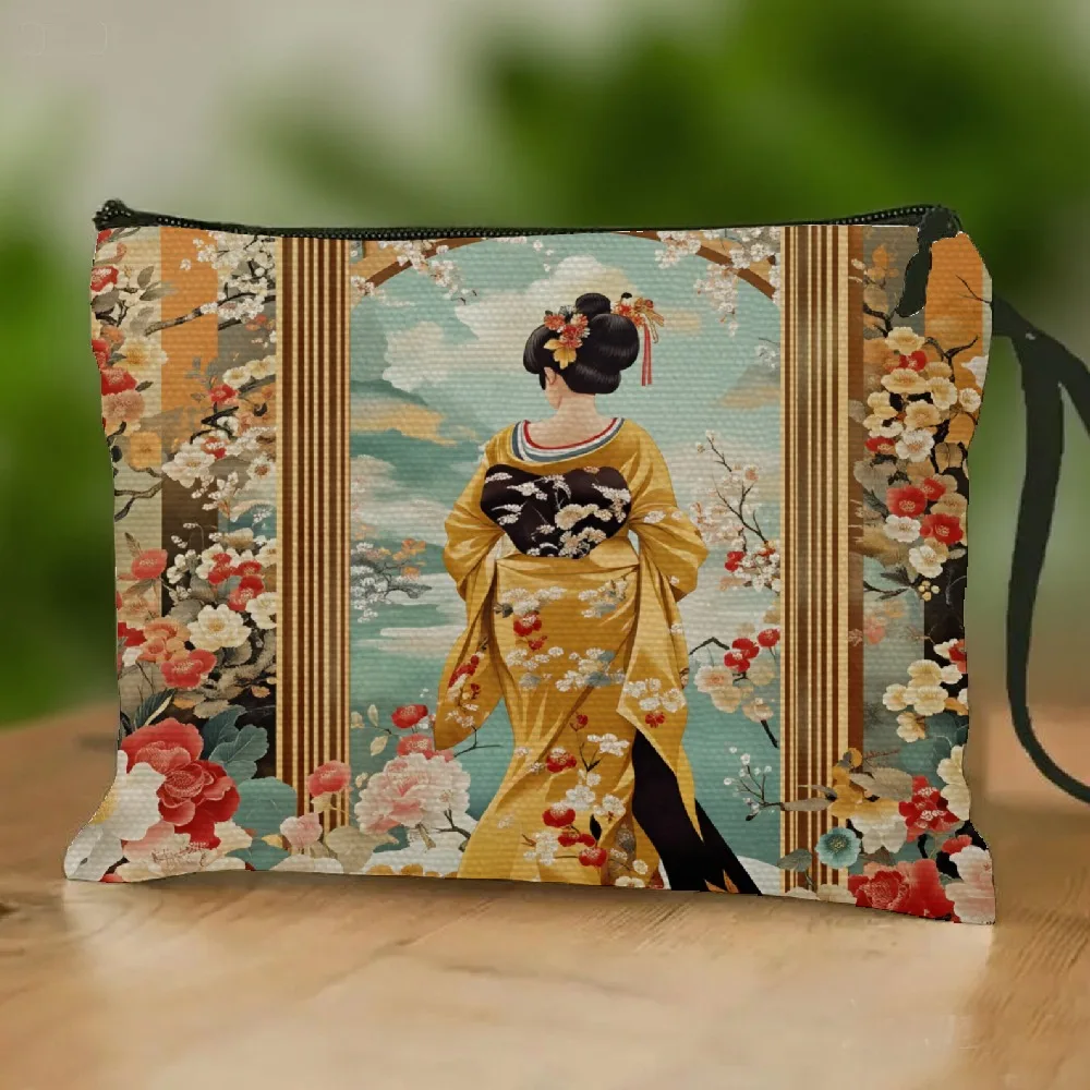 Japanese Geisha Makeup Bag with Wrist Strap, Floral Kimono Pattern, Convenient and Stylish Travel and Daily Use Wash Bag