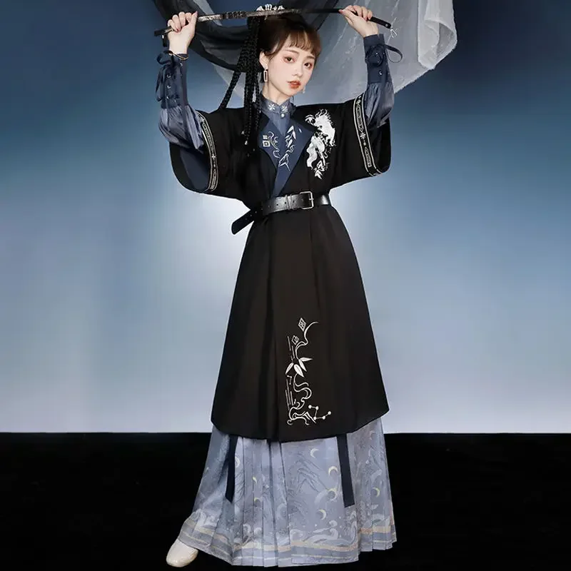 

2023 Autumn Original Ming Dynasty Black Round Neck Hanfu Dress Robe with Belt Handsome Ancient Women Swordsman Cosplay Costumes