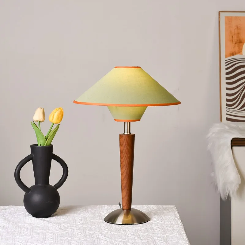 Solid Wood Tricolor Desk Lamp Modern Luxury Table Lamp Living Room Bedroom Bedside Mood Light Electroplating Lighting Lights