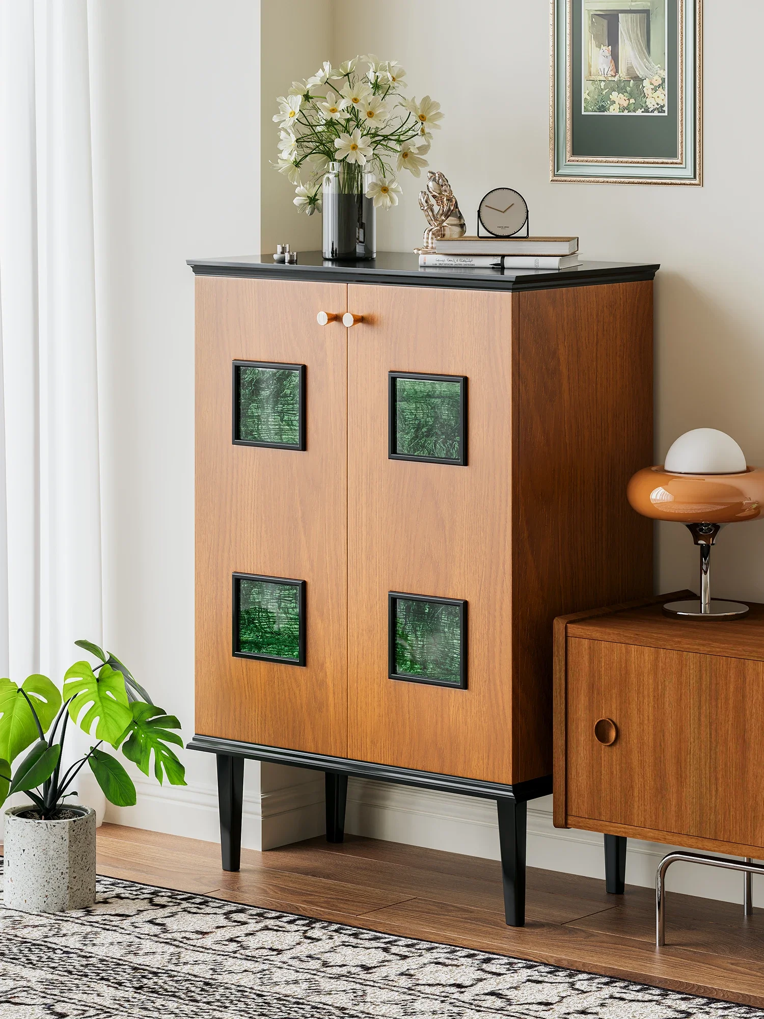 Medieval American chest villa living room bedroom against the wall storage, simple retro small cabinet