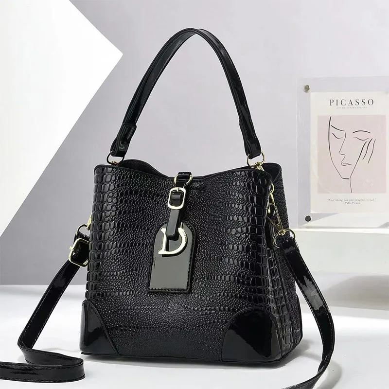 

Новинка 2024, сумка-мессенджер из мягкой кожи, модные роскошные сумки, женские дизайнерские сумки, высококачественные сумки на плечо, сумка-тоут