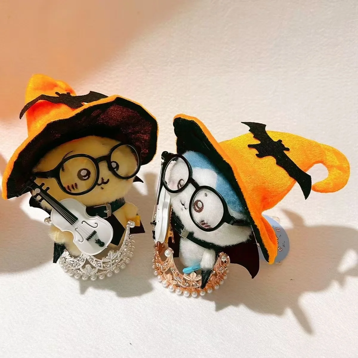 Śliczny Chiikawa Hachiware Usagi Śliczna seria skrzypiec na Halloween zdejmowany, pluszowy brelok do plecaka na prezenty dla dzieci