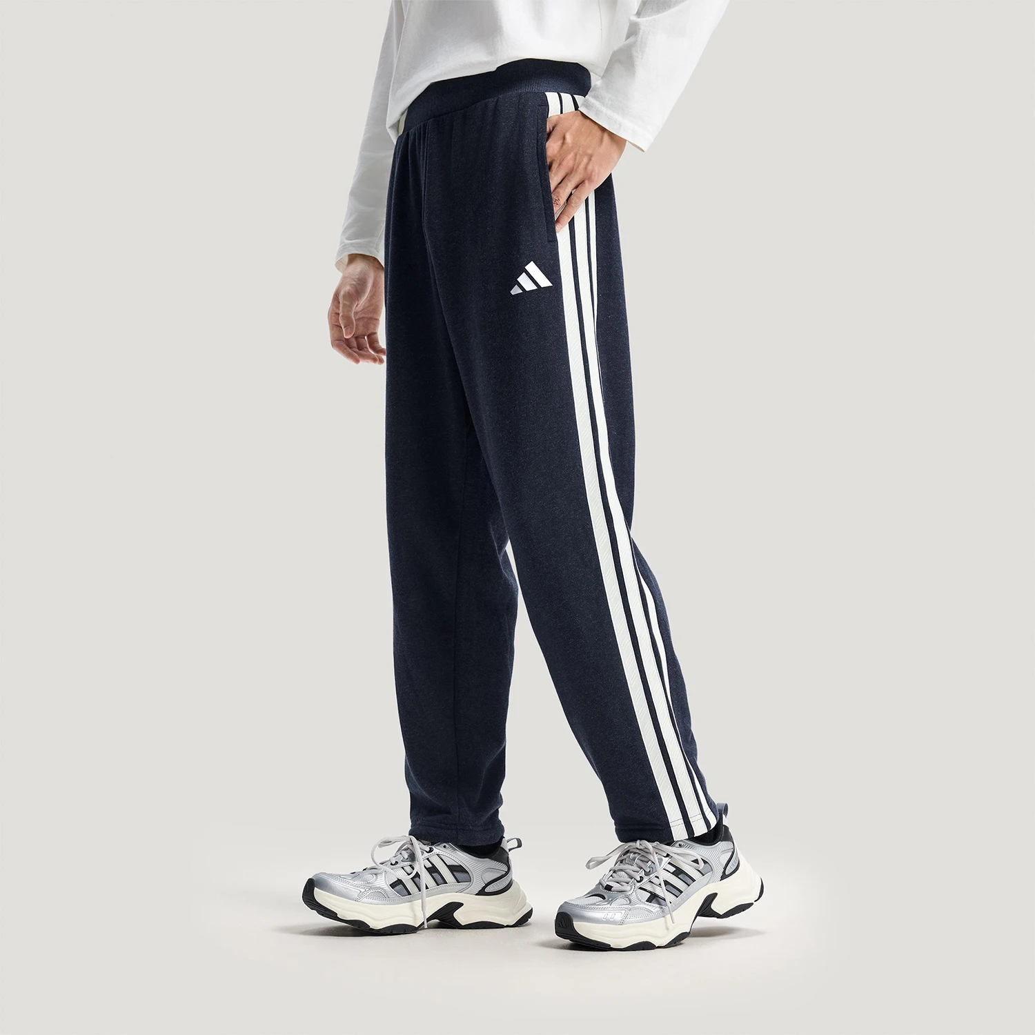 pantalon-en-jean-adidas-authentic-winter-style-pour-homme-a-taille-elastique-kr2523