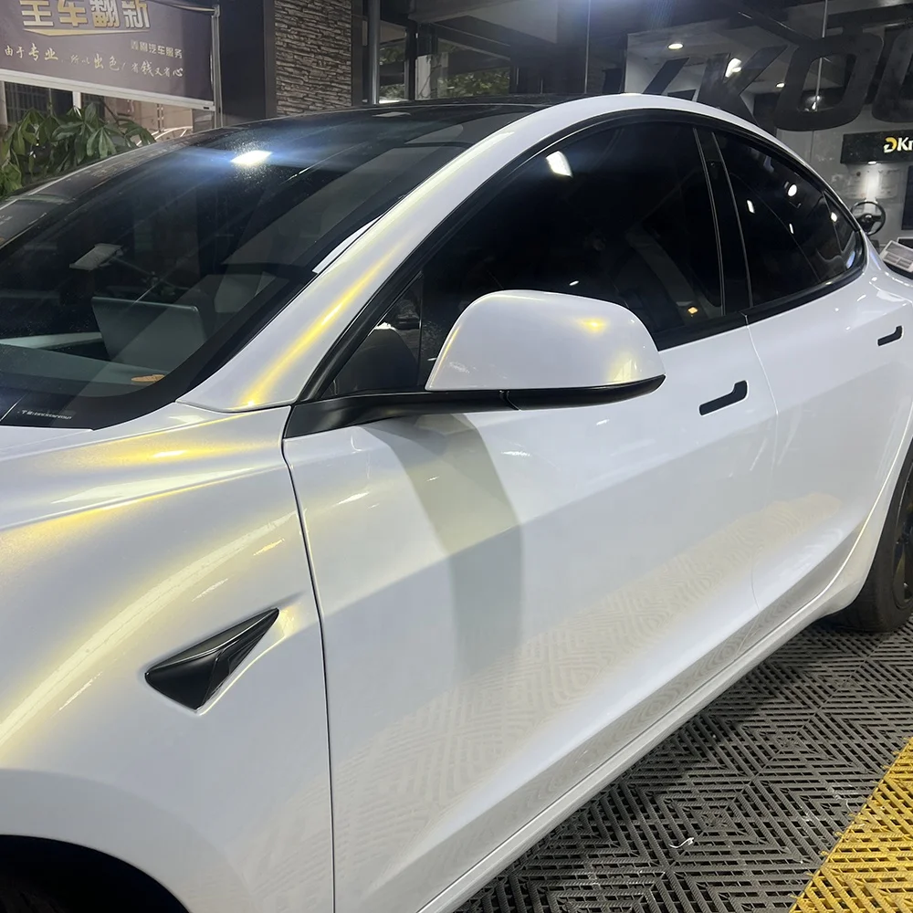 WRAPMASTER 1.52*15m Abrasion-resistant Water-resistant Gold White Pearlescent TPU PPF Car Paint Protection Film view 3