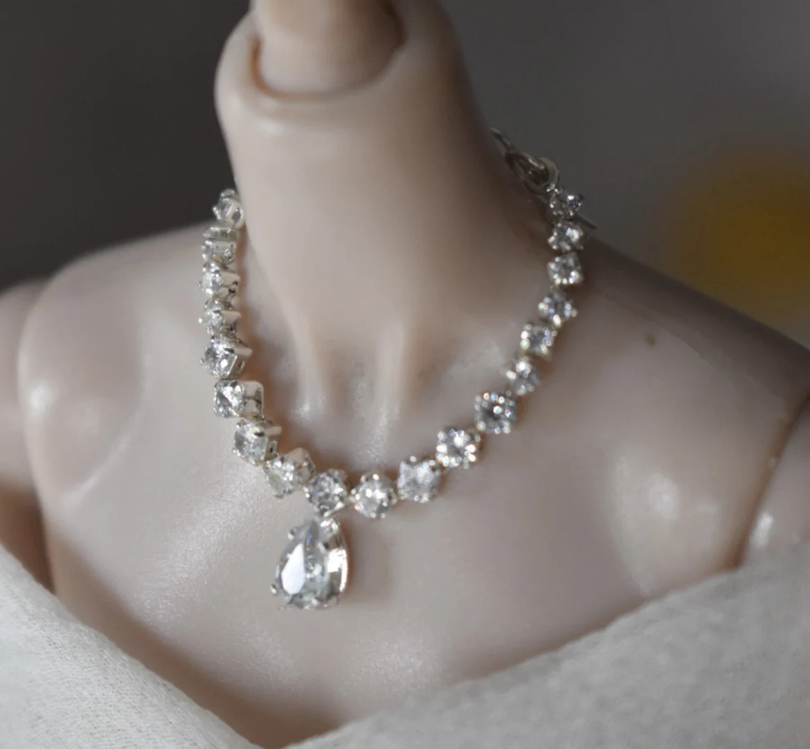 doll-jewelry-crystal-necklace-1-6-scale-doll-accessorie-doll-necklace-accessories-free-shipping