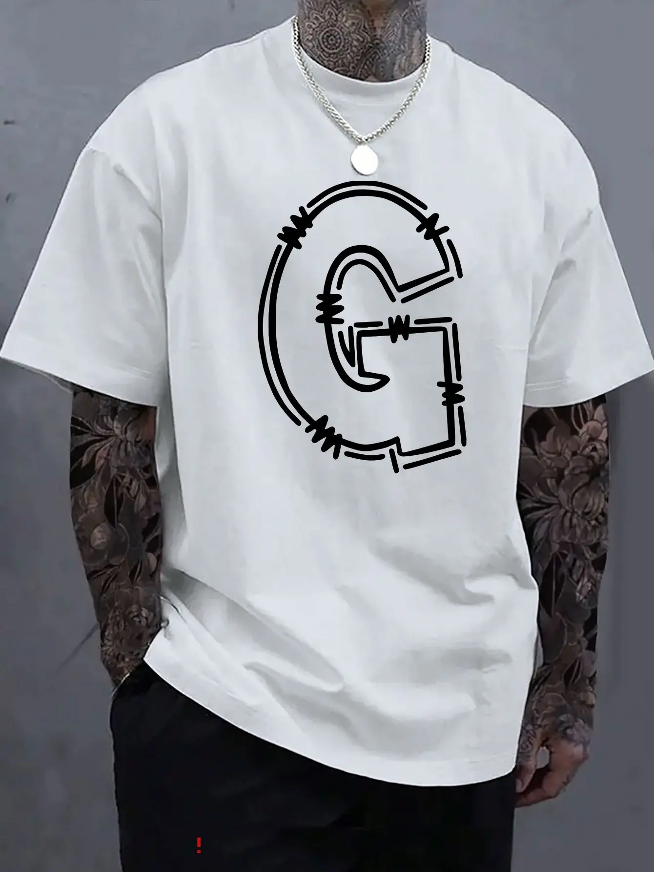 

Men's Casual Cotton T-Shirt with Stylish Letter G Print - Breathable, Comfort Fit Crew Neck Tee for Summer