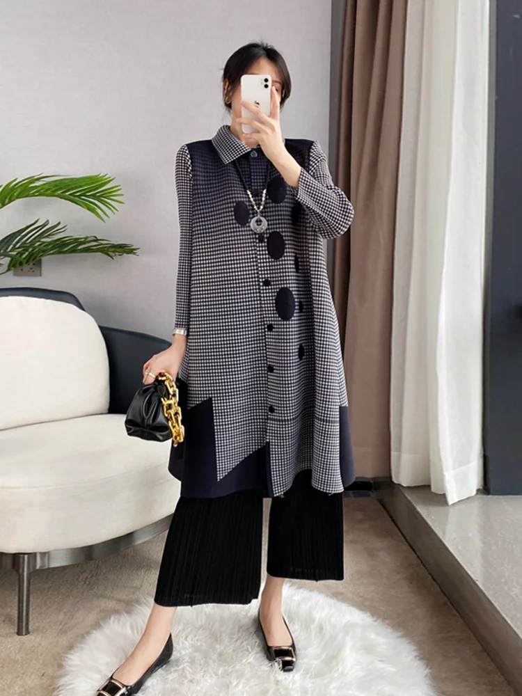 Women Miyake Pleated Dresses Single Breasted Lapel Long Sleeve Color Block Print Lady Loose Luxury Party Clothes 2023 Spring New