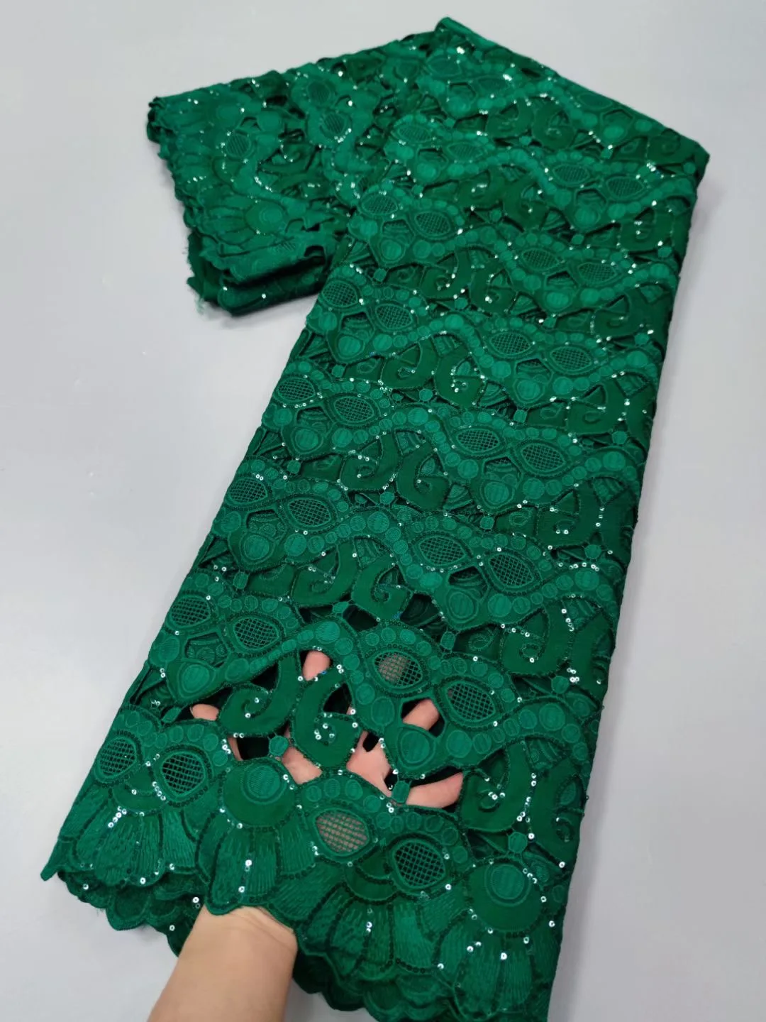 Beautiful Green Soft Laser Cutting French Lace Solid Color Embroidery African Tulle Fabric With Lots Of Sequins 5 Yards Material