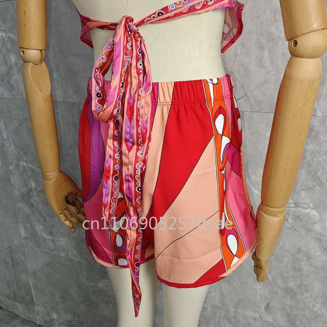 Setelan Pendek Wanita Desain Mewah Merek Desainer Setelan Seksi dengan Ikat Pinggang