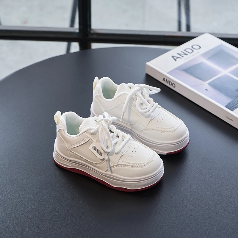 Boys Girls Unisex White Casual Shoes 2026 New Spring Kids Platform School Uniform Shoes Soft Sole Breathable Versatile Trainers