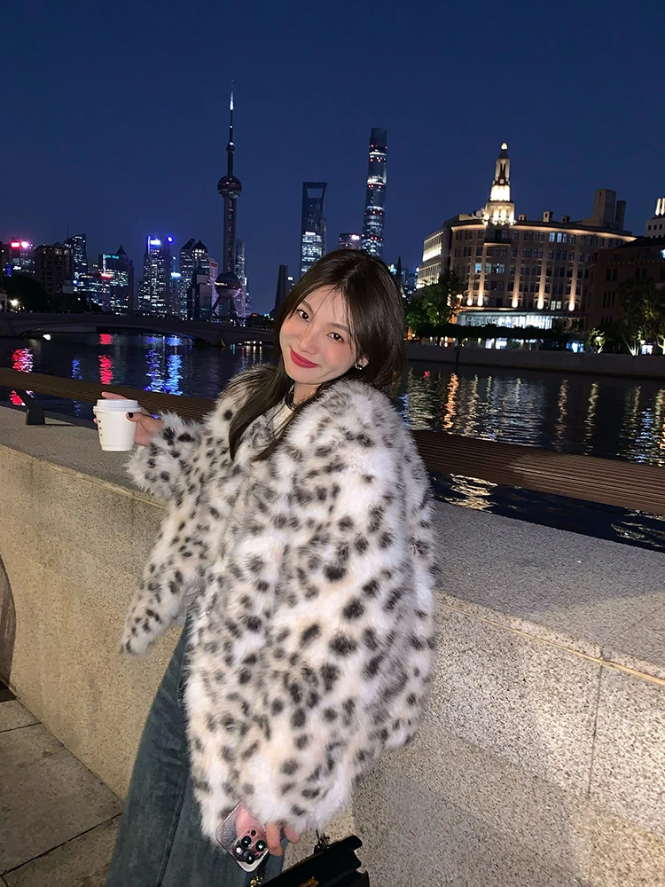 

Short White Leopard Print Fur Jacket Women's Eco-friendly 2025 New Warm Small Size Youth Korean Style Long Sleeve Coat