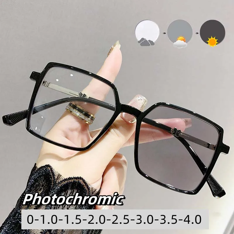 

Square Blue Light Blocking Photochromic Myopia Oversized Frame Color Changing Near Sight Glasses Eye Protection Eyeglasses