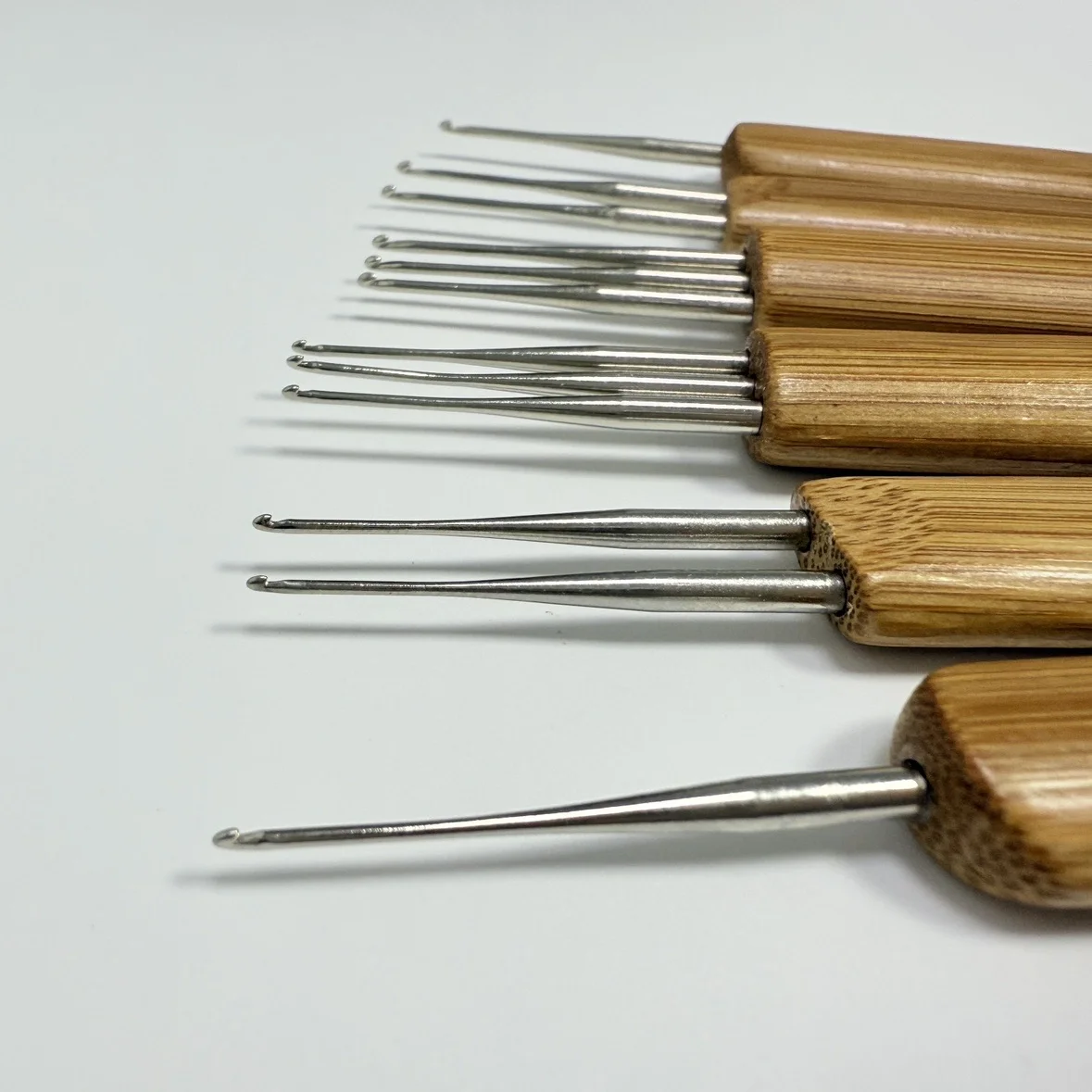 Aghi per maglieria all'uncinetto in bambù Ganci Maniglia per tessuto in filato Gancio Strumenti fai da te Accessori per cucire Ago artigianale per tessuto in pizzo