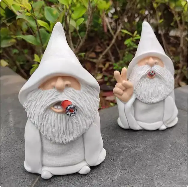 

White Robe Smoking Vertical Middle Finger Dwarf Resin Adornments Outdoor Garden Balcony Statue Crafts Homestay Villa Lawn Decor