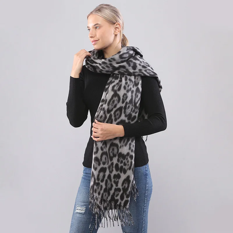 Designer Brand Leopard Cashmere Scarf Men Winter Scarves Warm Wool Pashmina Thicked Blanket Female Shawls and Wraps