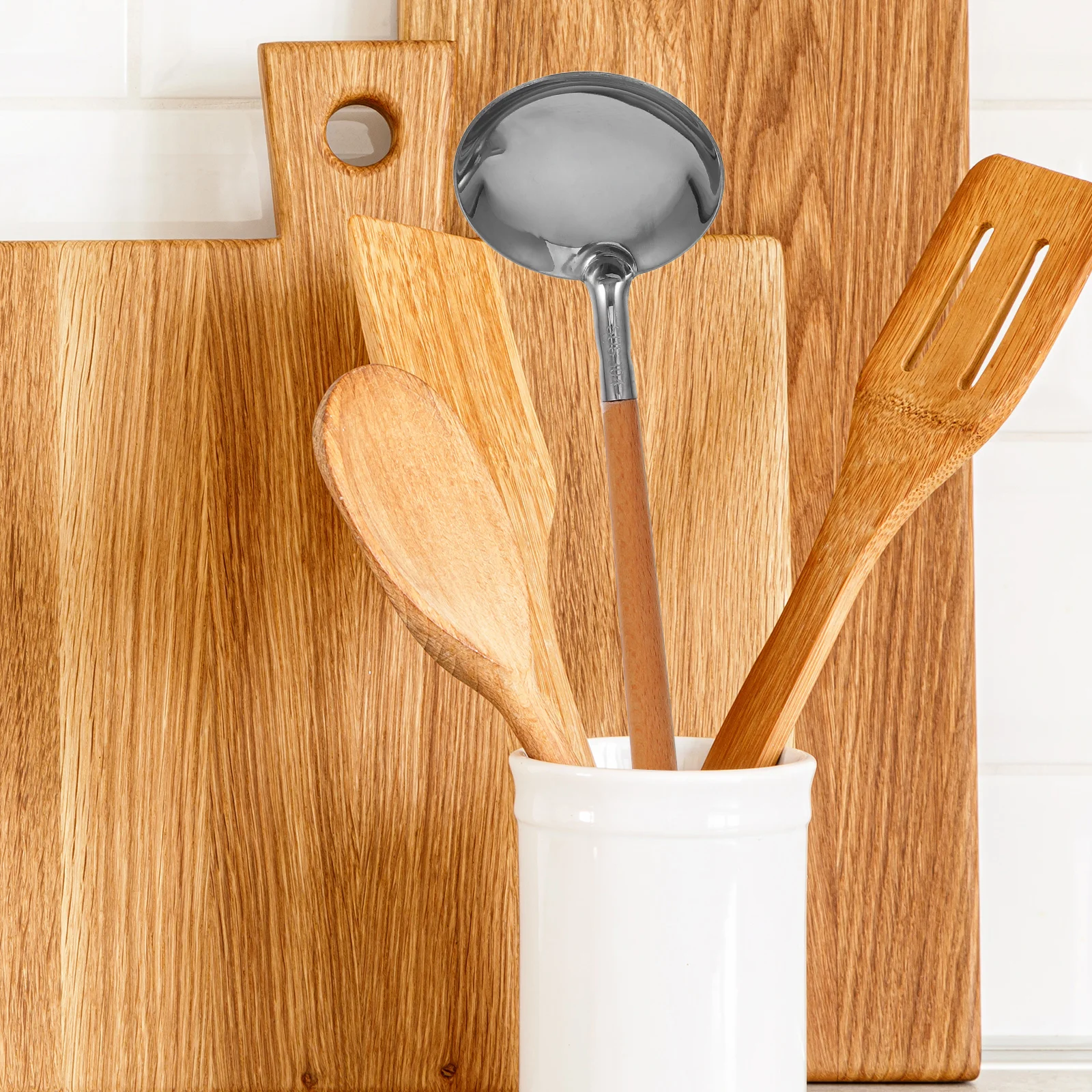 

Stainless Steel Soup Ladle Heavy-Duty Metal Kitchen Ladle Long Wood Handle Stirring Serving Spoon Scoop Cooking Gadgets Light