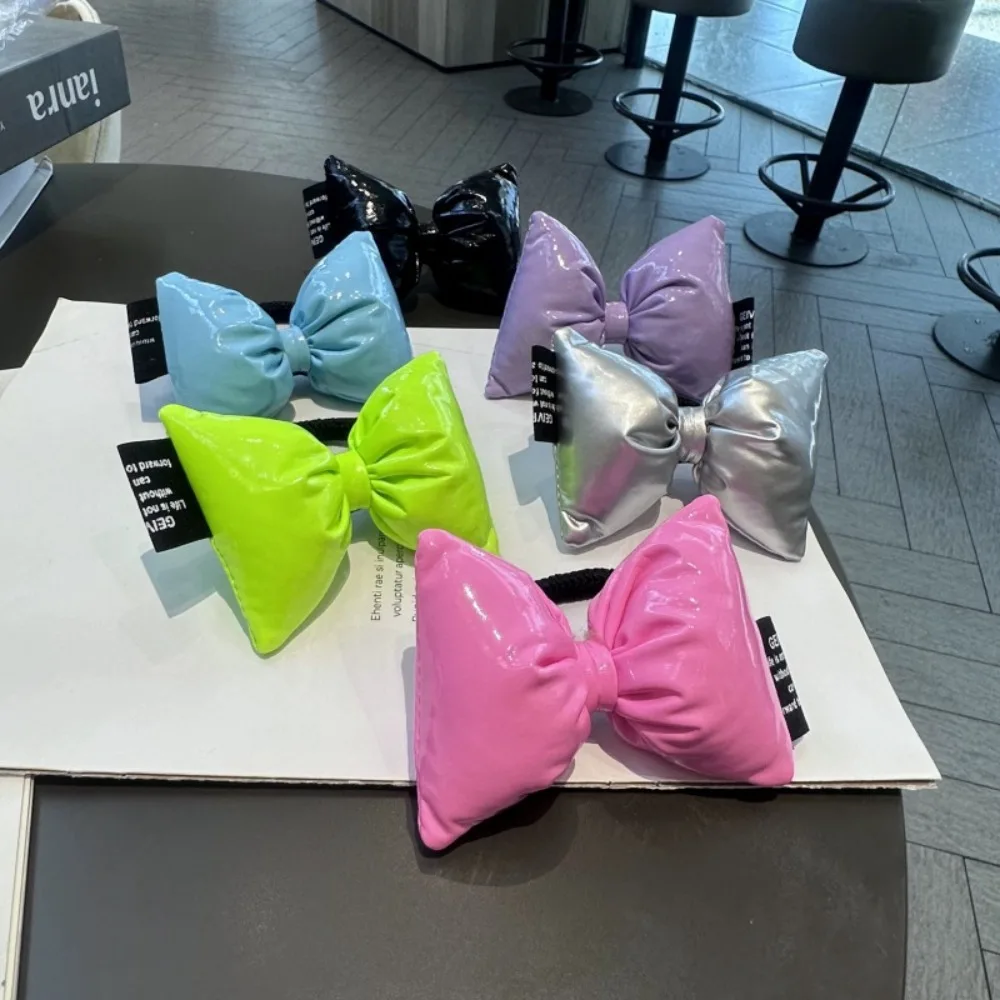 Trendi 3D pegangan ponsel ikatan simpul PU tempat ponsel aksesoris