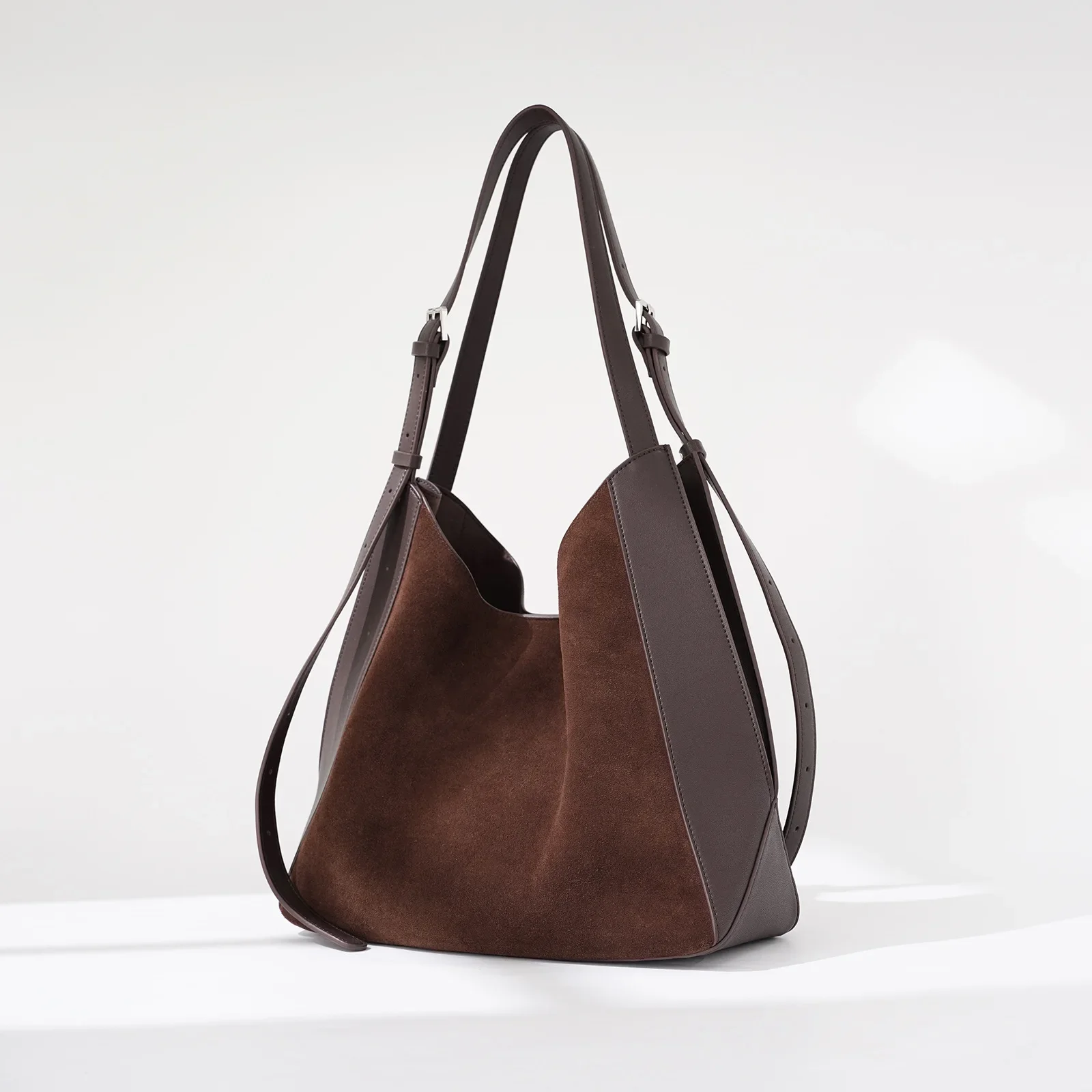 

High Fashion Diaper Bag For Women Leather Crossbody Bag Luxury Vintage Tote Minimalist Designer Large Capacity Elegant