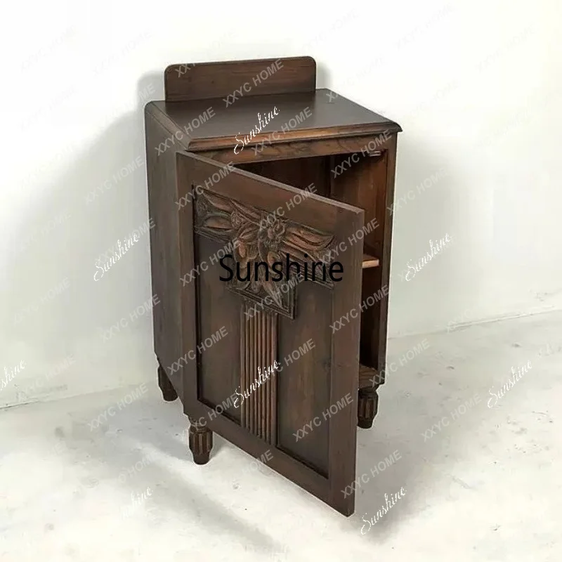 Retro solid wood edge few small apartment home bed and breakfast bedside table
