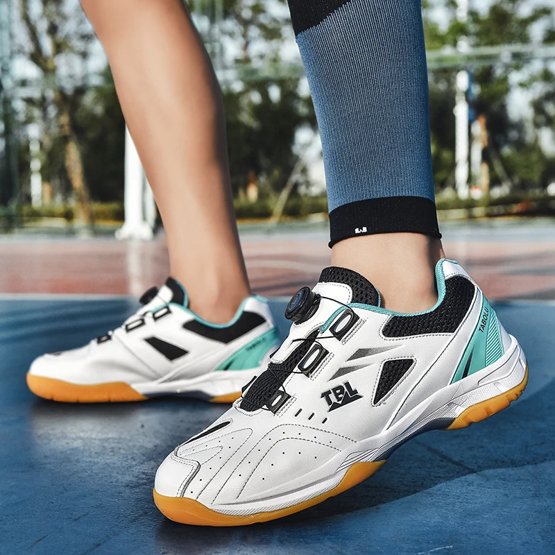 

Unisex Badminton Shoes: Comfortable, Breathable and Versatile Tennis Shoes Indoor Sports Training Shoes Sports Shoes