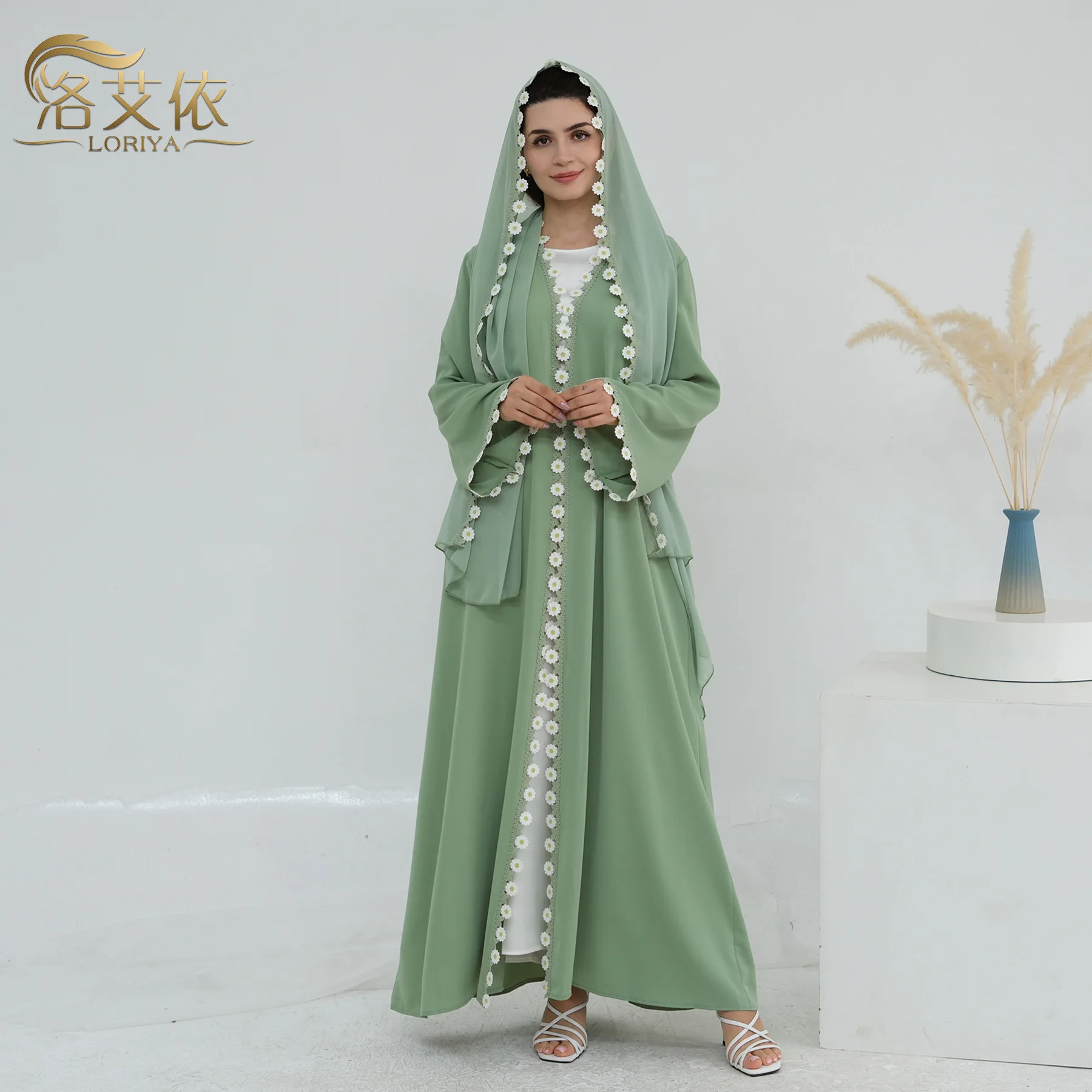 أزياء إسلامية نسائية 2026، طقم من قطعتين أخضر عصري بسيط فضفاض بأكمام طويلة مع كارديجان وحجاب للسيدات