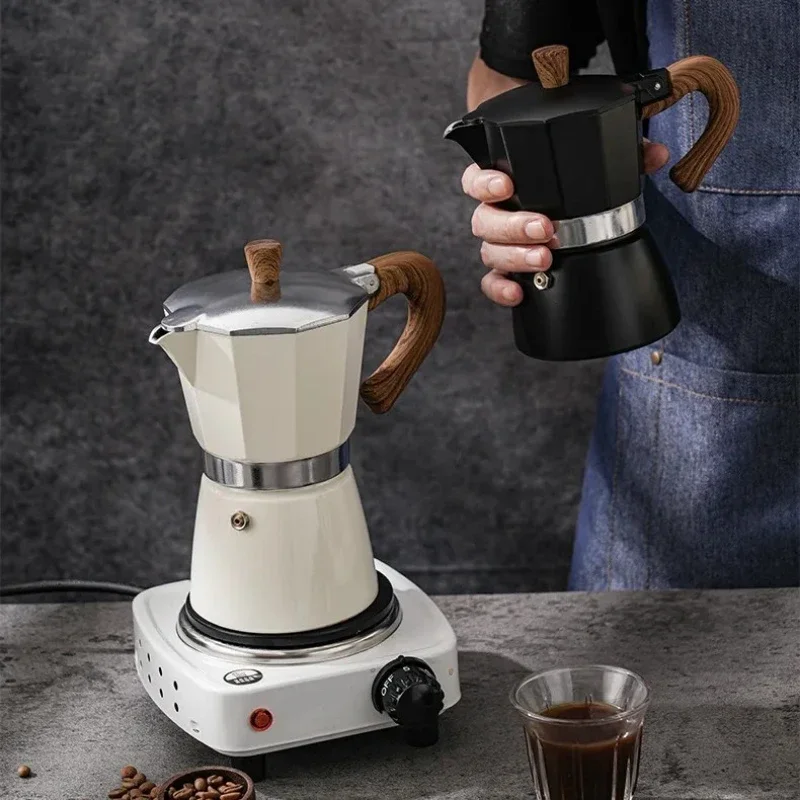 ماكينة صنع القهوة الإيطالية سعة 150 مل مع صمام ضغط من الألومنيوم لمشروب البارد الإسبريسو تصميم مثمن متين