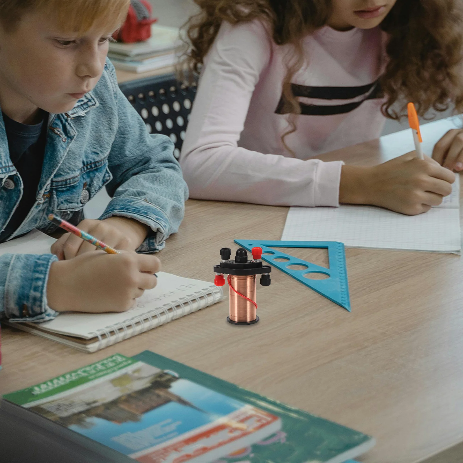 

1Set Electromagnetic Induction Coil Kit Primary Secondary Copper Coils Physics Teaching Aid for School Electromagnetism