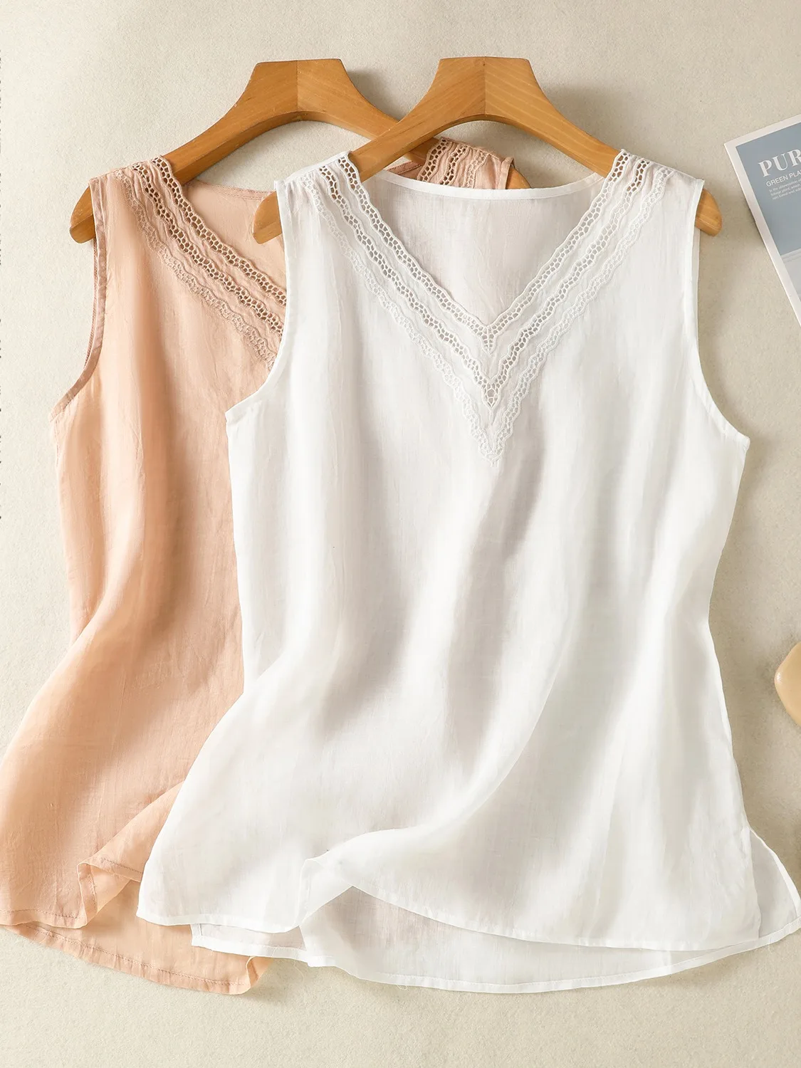 

Ele V-ne Embroidered Linen Tank Top Women Summer Outerwear Loose Slimming Cotton Linen Base irt Hollow out Design