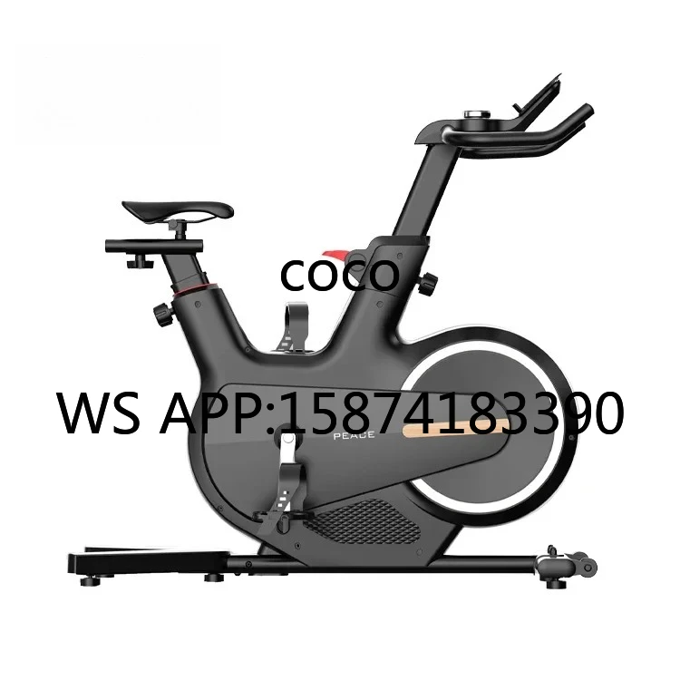 Bicicleta de ciclismo indoor con pantalla LCD integrada, ideal para ejercicio cardiovascular en el hogar