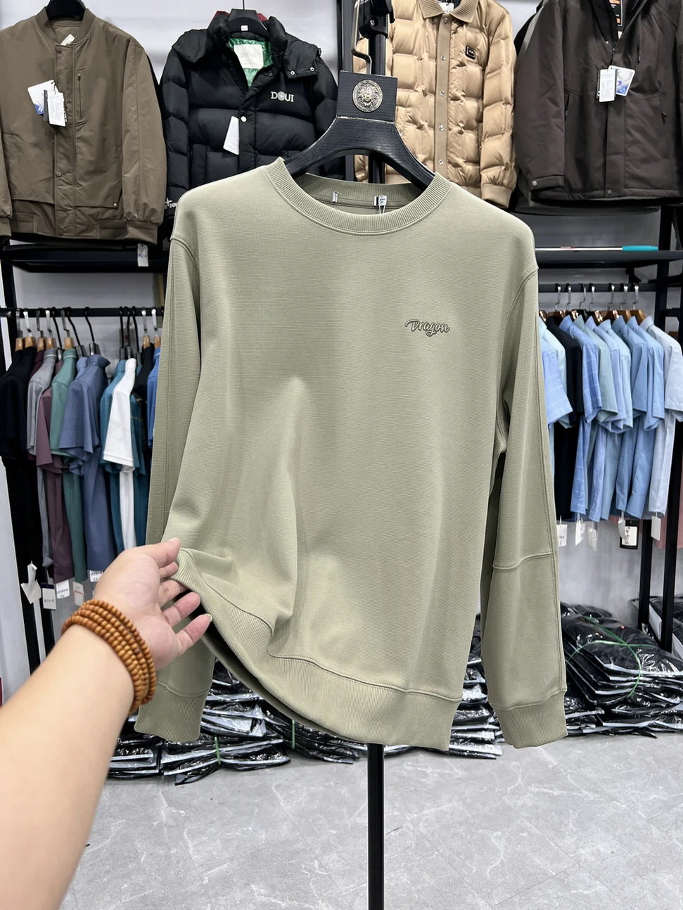 

Men's Casual Long Sleeve Sweatshirt round Neck Comfortable Breathable Base Shirt Spring Autumn Fashion Clean Simple Skin-Frie...