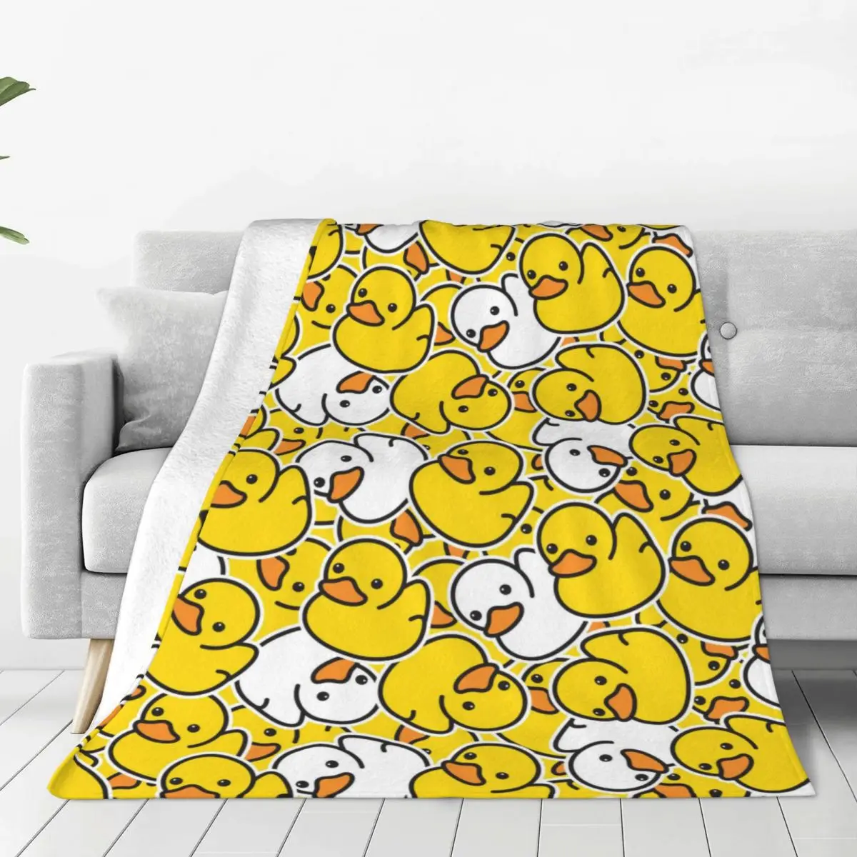 Cute Duck Pattern Ducky Cartoon Flannel Throw Blanket Animal Blankets for Bedding Car Super Soft Plush Thin Quilt