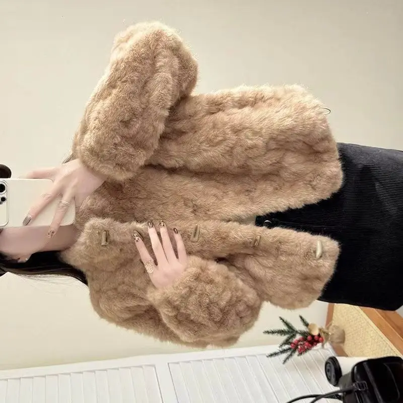 Women Integrated Fur Faux Coat 2026 New Autumn Winter Short Faux Mink Jacket Female Outerwear Ladies Small Fragrance Jacket Tops