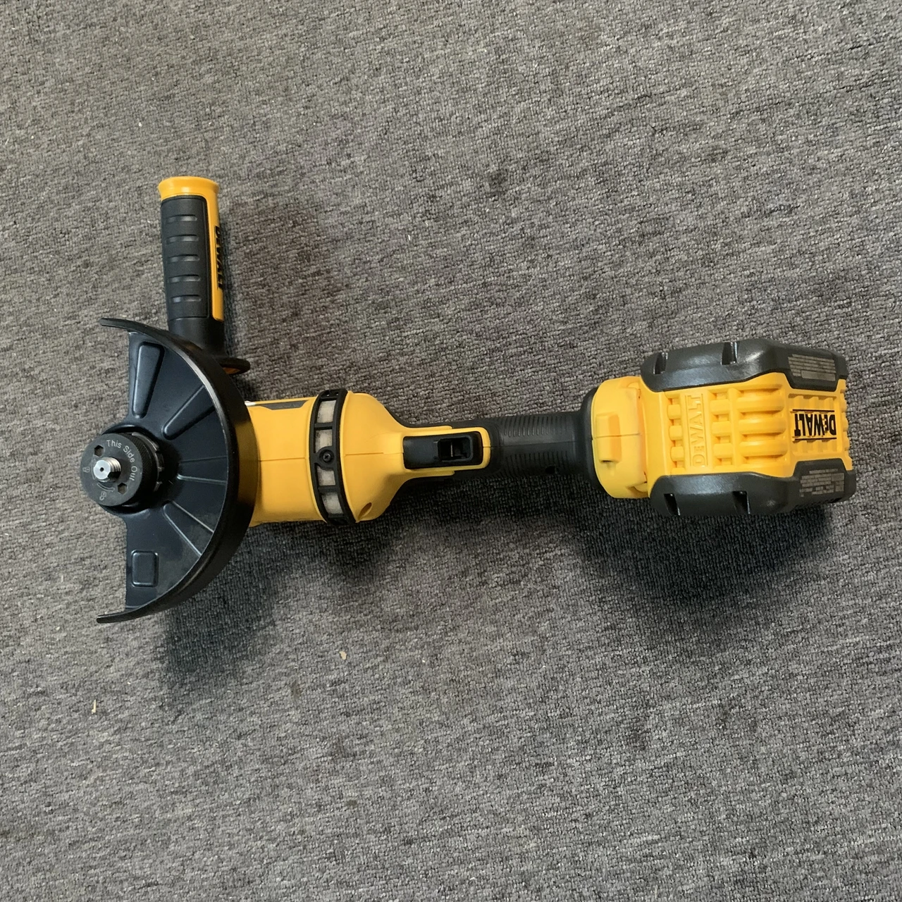Dewalt DCG418 60V Flexvolt 4 1/2\