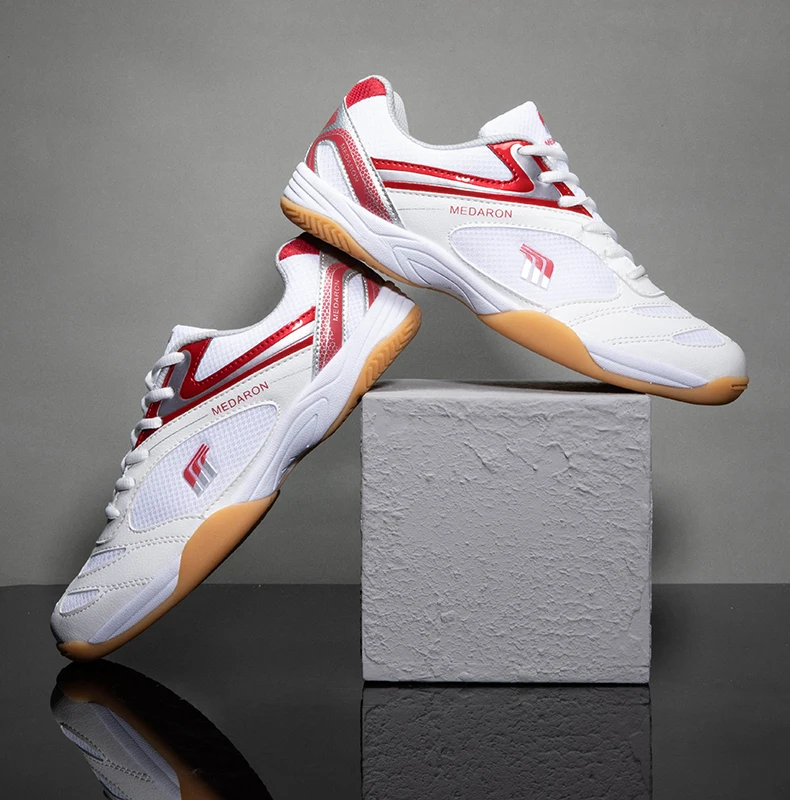 

New Professional Table Tennis Shoes For Men Lightweight Badminton Sneakers Women Anti Slip Luxury Gym Footwear Breathable