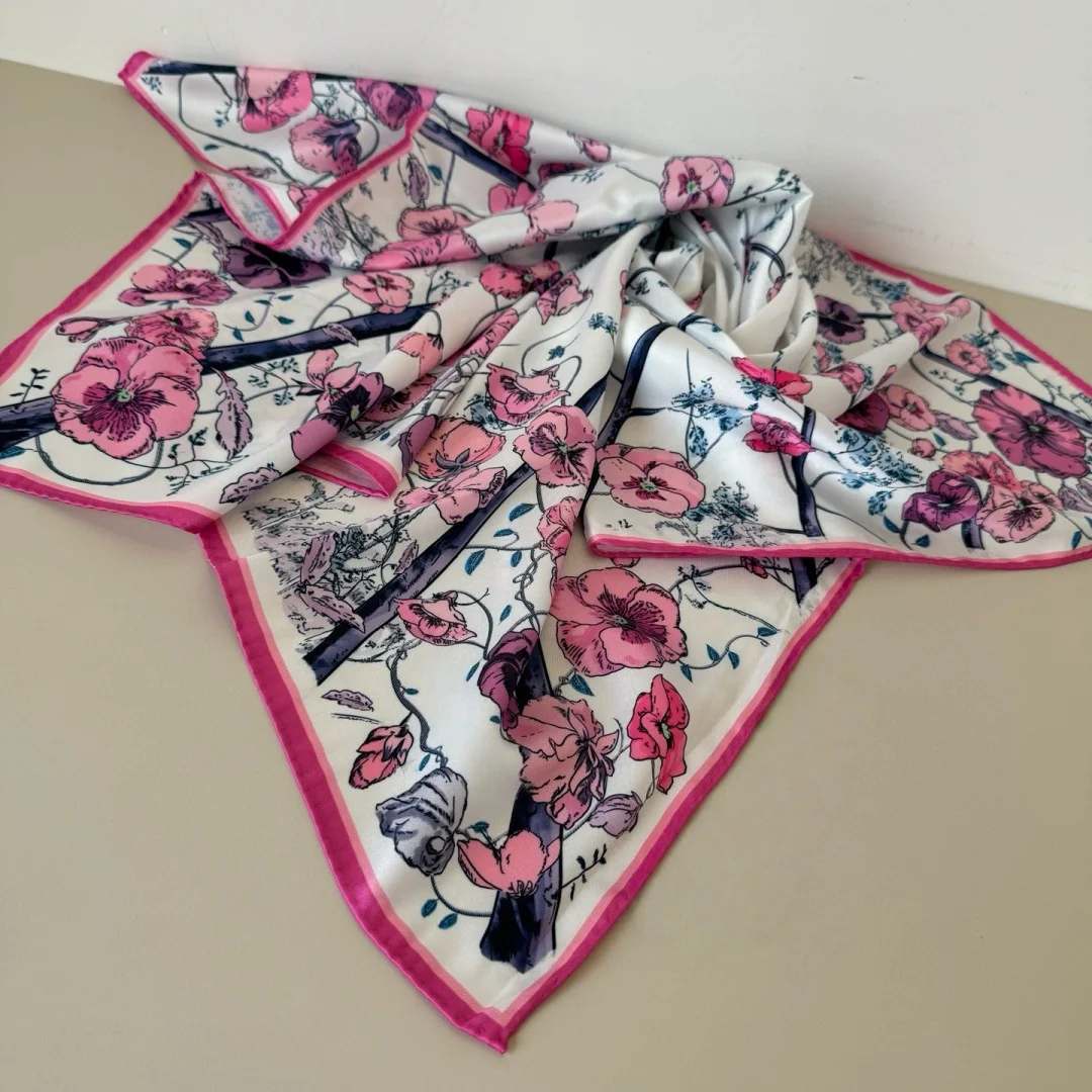 

Women's Silk Shawl Luxury Brand Premium Silk Scarf 90*90 Cm 100% Mulberry Silk Twill Fabric A Luxurious and High-end Gift