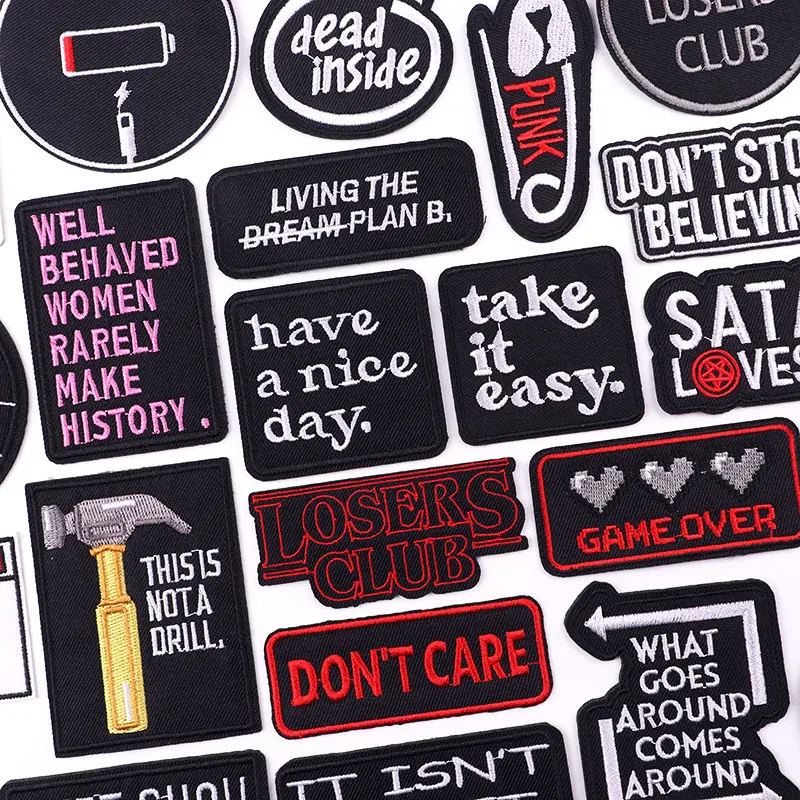 

Черно-белые нашивки с вышивкой букв, железные нашивки для одежды, термоклеевые нашивки на одежду, сделай сам, шитье/плавкая аппликация