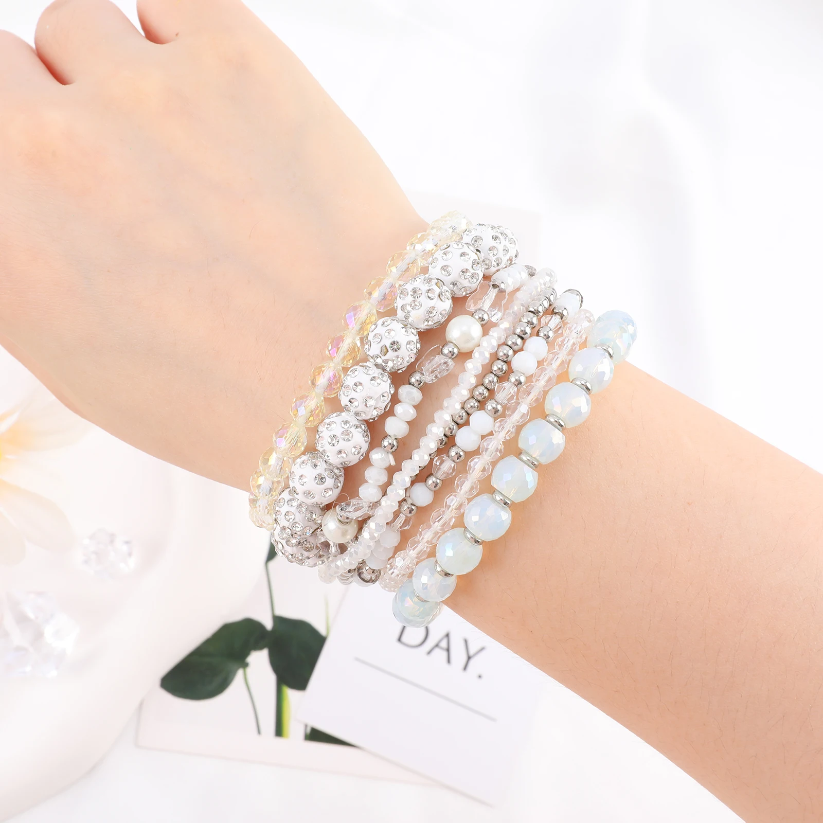 IDEAJOY 8Pcs/Set White Beads Bracelet for Women Girls Fashion Jewelry for Ladies Girls Gifts Boho White Beaded Bracelets Women