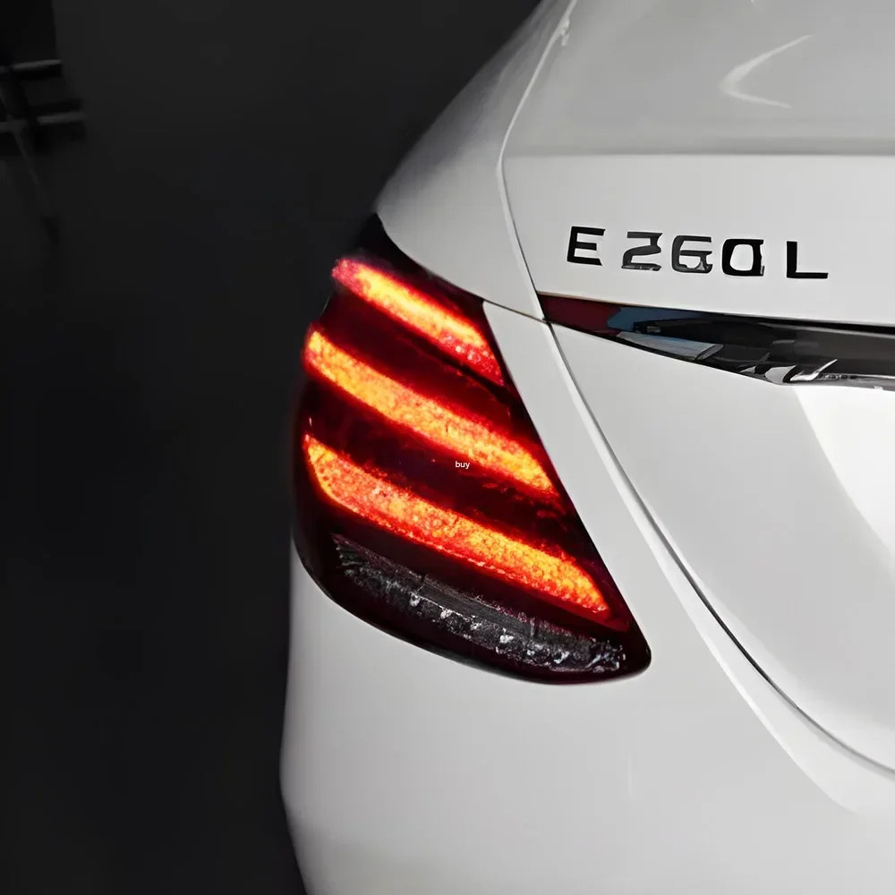 ベンツ E クラス W213 E200 E260 E300 2016-2020 車のテールライト
