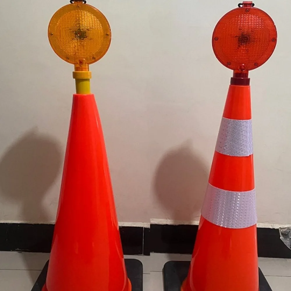 Waterproof Handheld LED Barricade Light with Hanging Ring Strobe Function Traffic Safety Light LED Light Source High Visibility