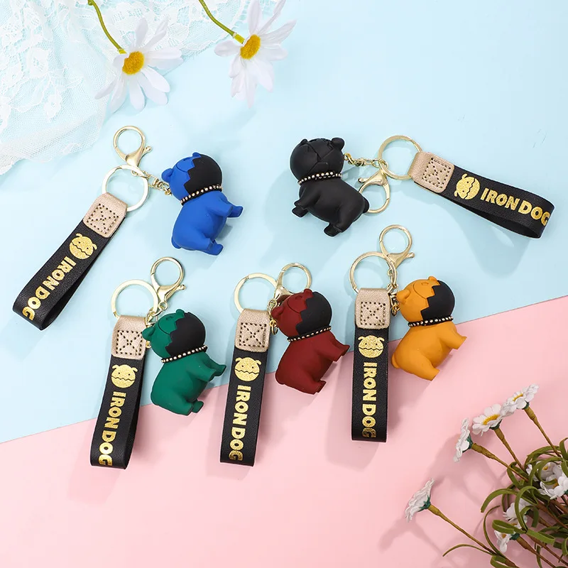 Miniso 高級で絶妙なキーチェーンペンダントは、男子学生のランドセルの鍵への小さな贈り物です。