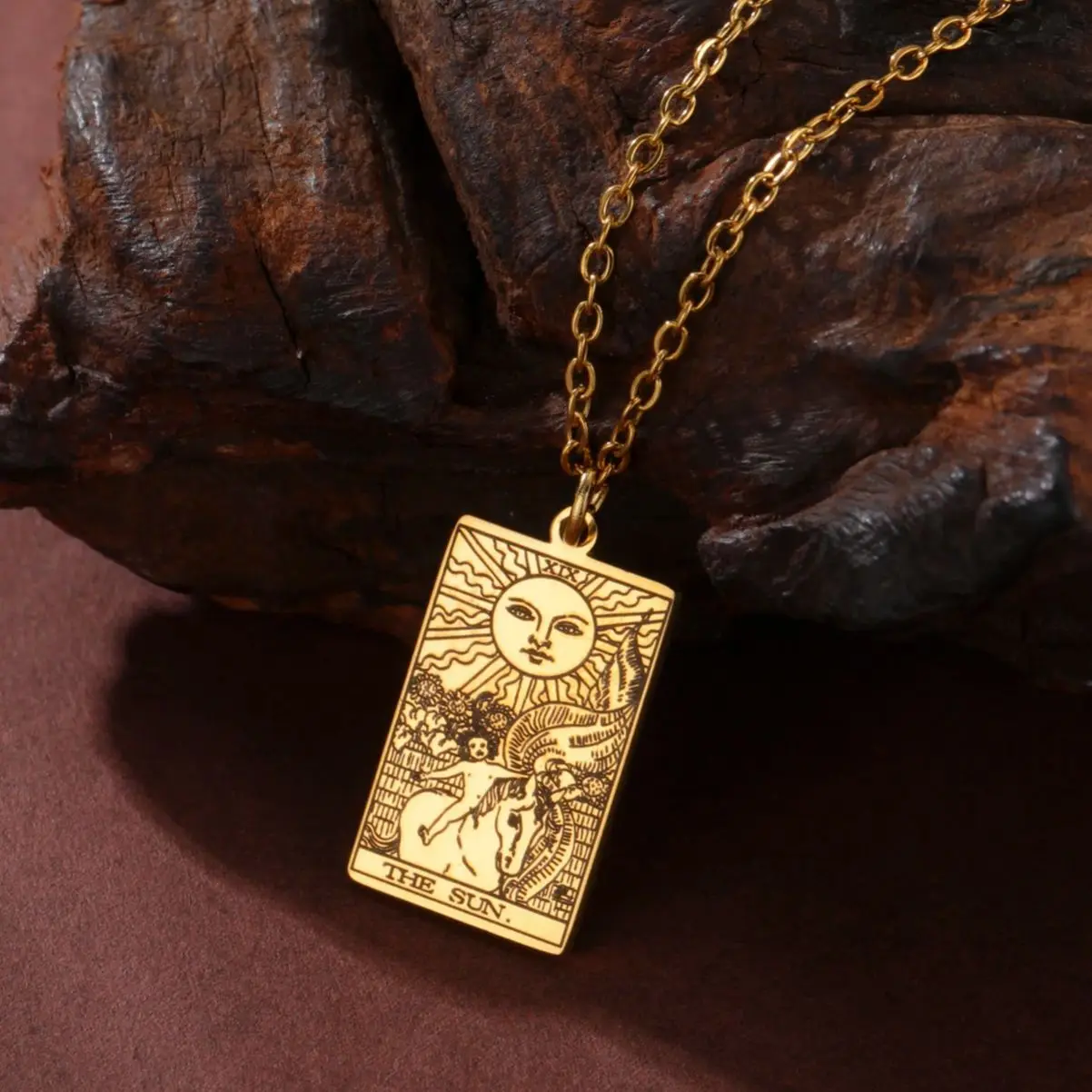 LIKGREAT التارو بطاقة قلادة الشمس التارو القلائد الفولاذ المقاوم للصدأ العرافة الرئيسية أركانا مجوهرات هدية حظا سعيدا تعويذة