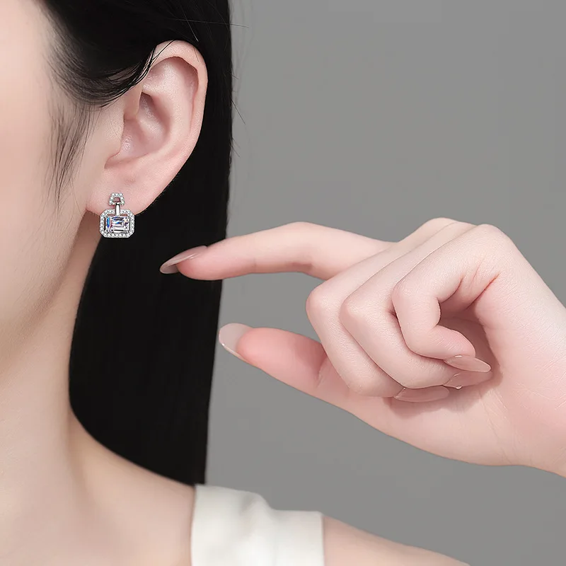 

Rectangular Earrings Women's 2CT Moissanite PT950 Platinum - Platinum inlaid, rectangular geometry, office capable style