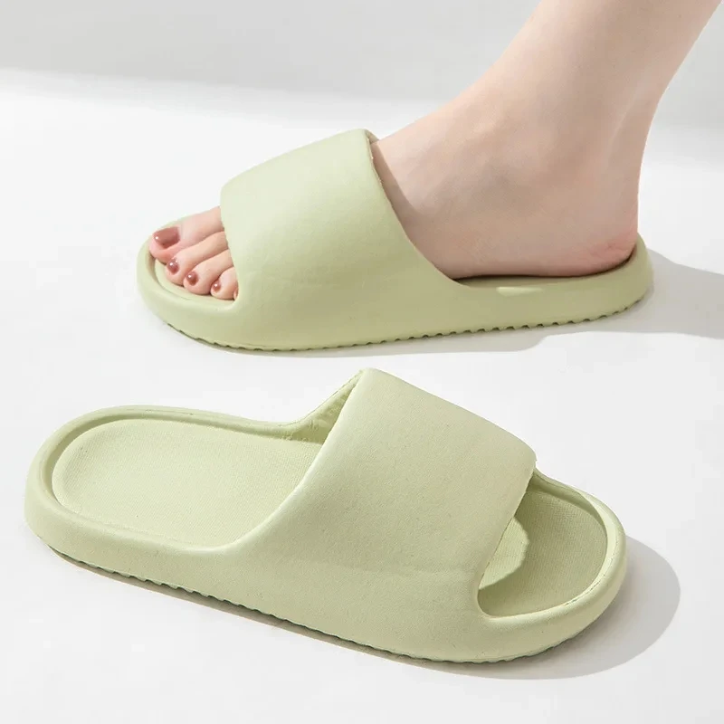 Thick Soled Cool Shoes For Women To Wear On The Outside, With A Feeling Of Stepping On Feces. Soft Soled Lightweight Couple