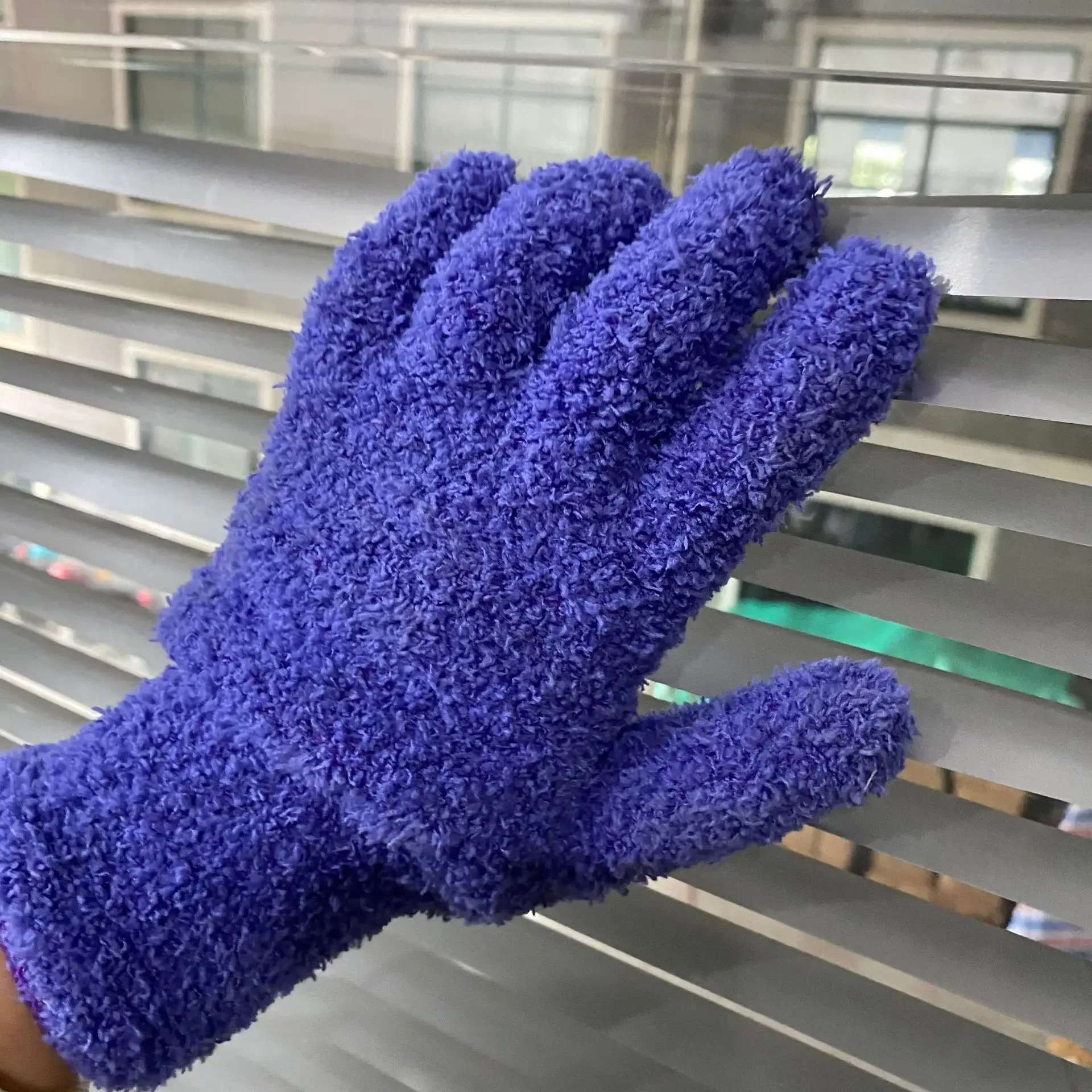 4 Pairs Microfiber Auto Towel Drying Dusting Gloves Cleaning Cloth Supplies for Housekeeping Kitchen House Mirrors Lamps Blinds