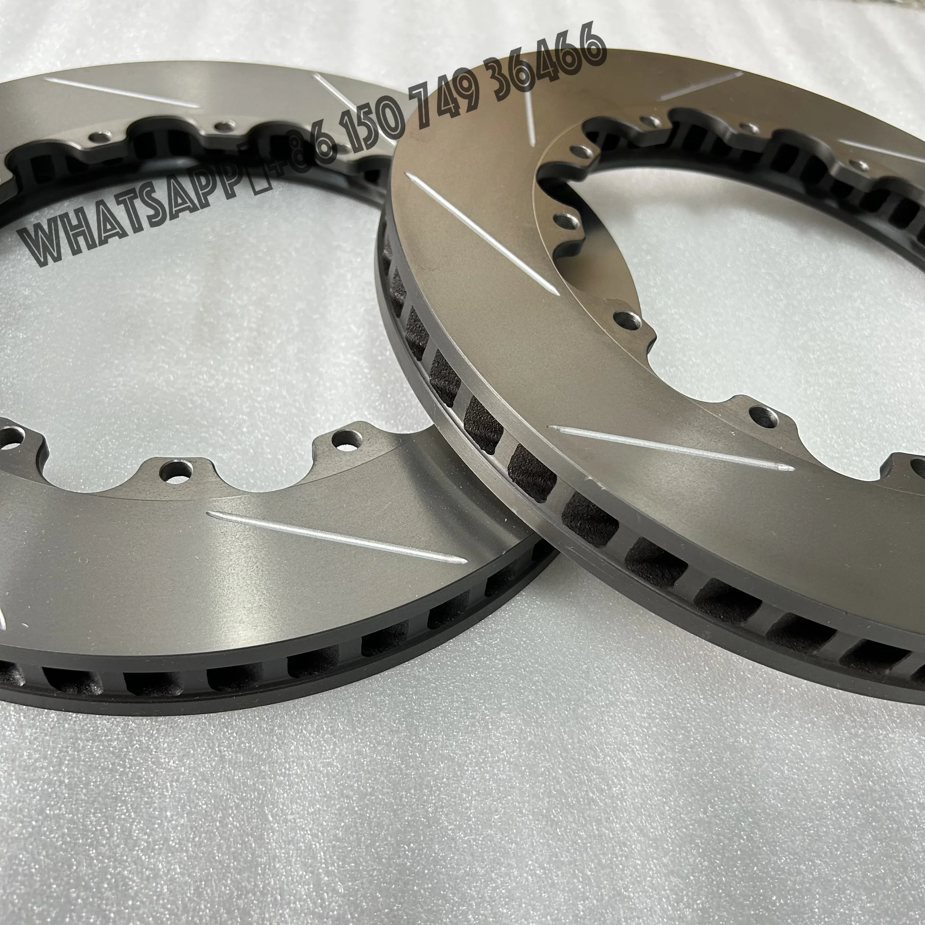 

Hot New Condition High Carbon 355*32 Rear Brake Disc for VW Golf 6-Piston Caliper Compatible with Land Rover and Chery A7 Models