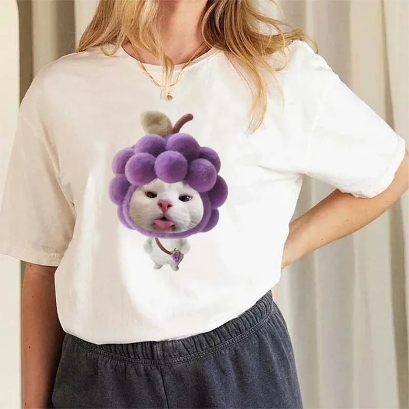 

Grape Cat Pattern Cartoon Print Women's Casual O-Neck Cute Fun Top Short Sleeved Women's Trendy Street Style White T-Shirt